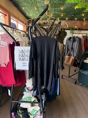 Black Strappy Cold-Shoulder Top A085